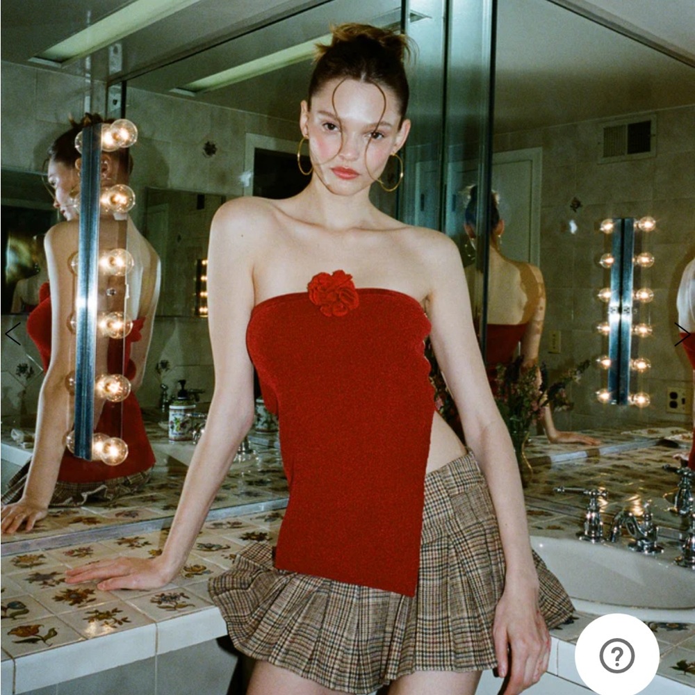 With Jean Belle Top Vibrant Red Textured Fabric